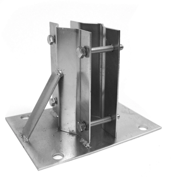 BASE PER PALO MAX 60MM 200X150X3